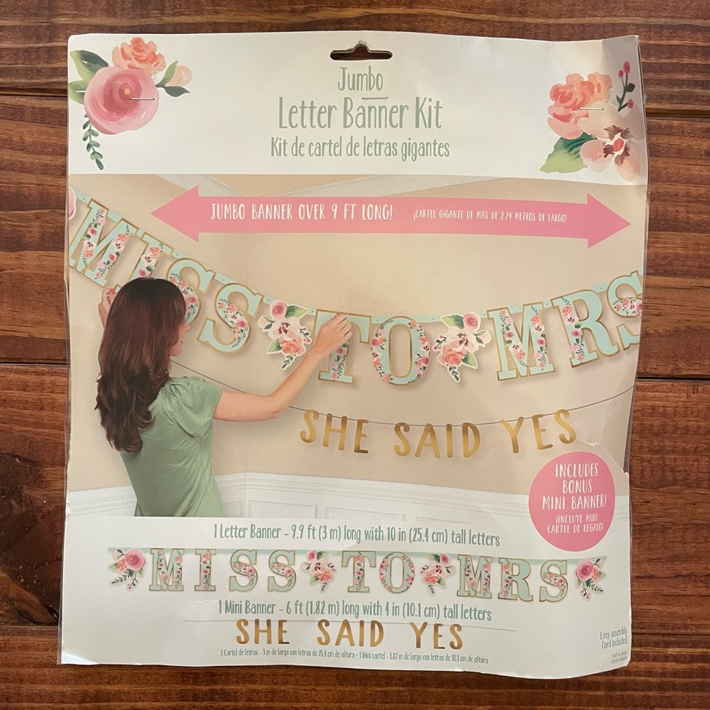 Amscan Floral 'Miss to Mrs' Jumbo Letter Banner Kit - Mint & Gold
